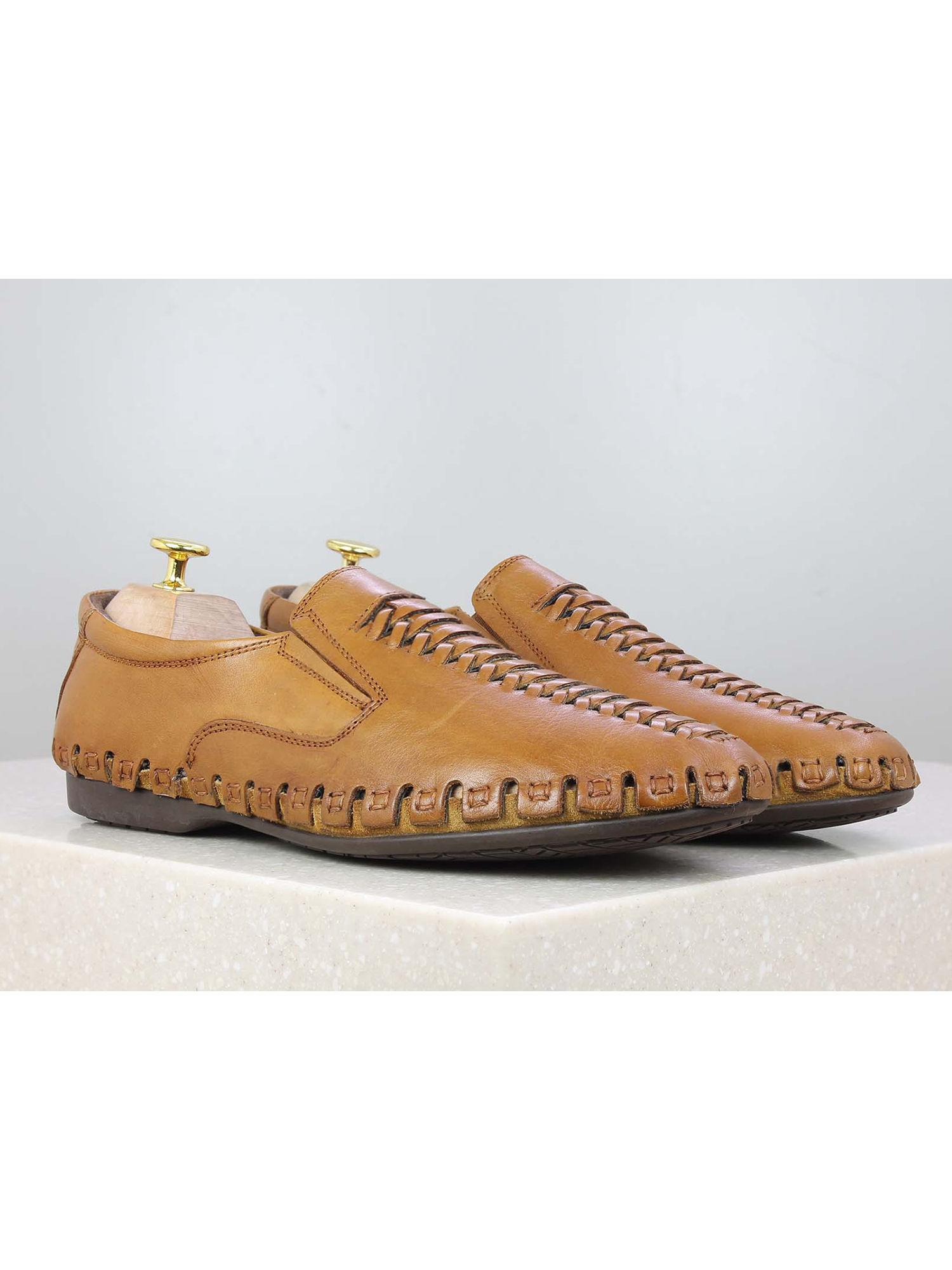 tan solid casual shoes