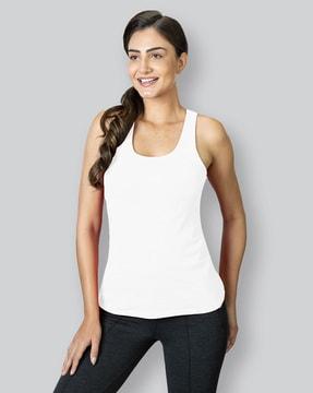 tank top with round neck