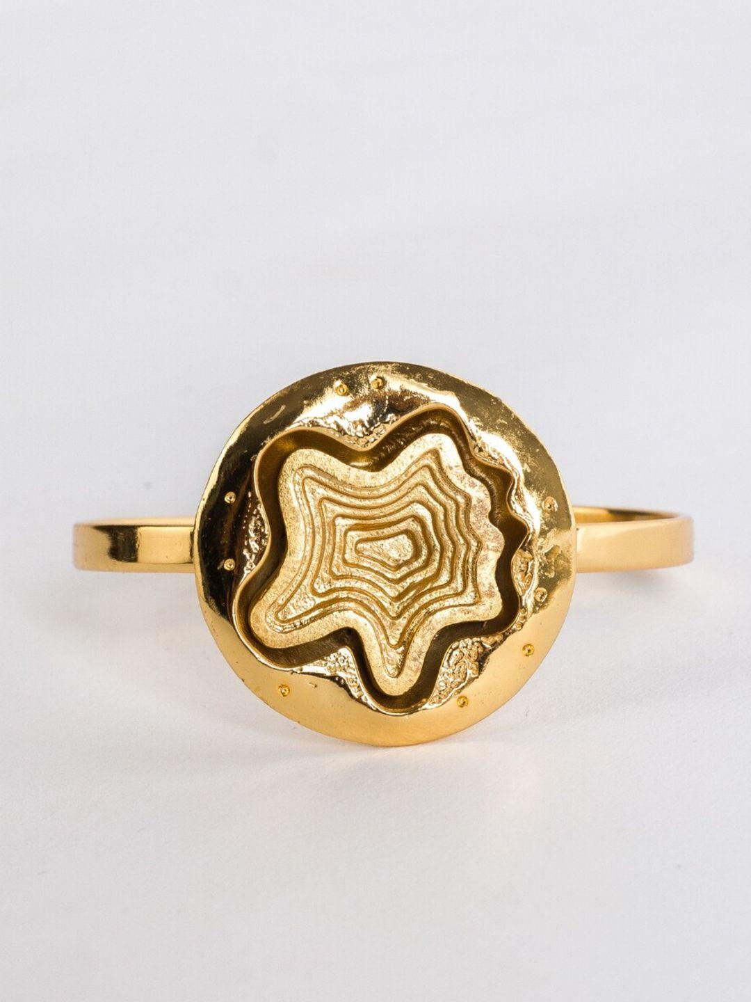 tann trim women brass gold-plated cuff bracelet