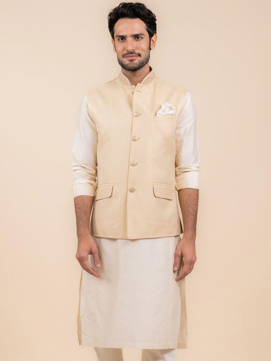 tasva mandarin collar regular kurta with churidar & woven design nehru jacket