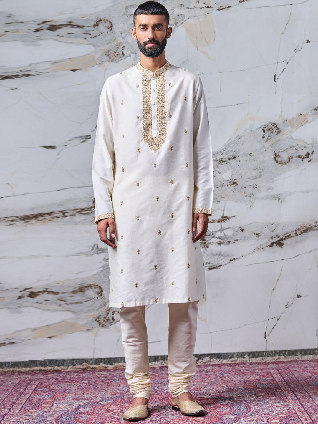 tasva men off white ethnic motifs embroidered kurta with churidar