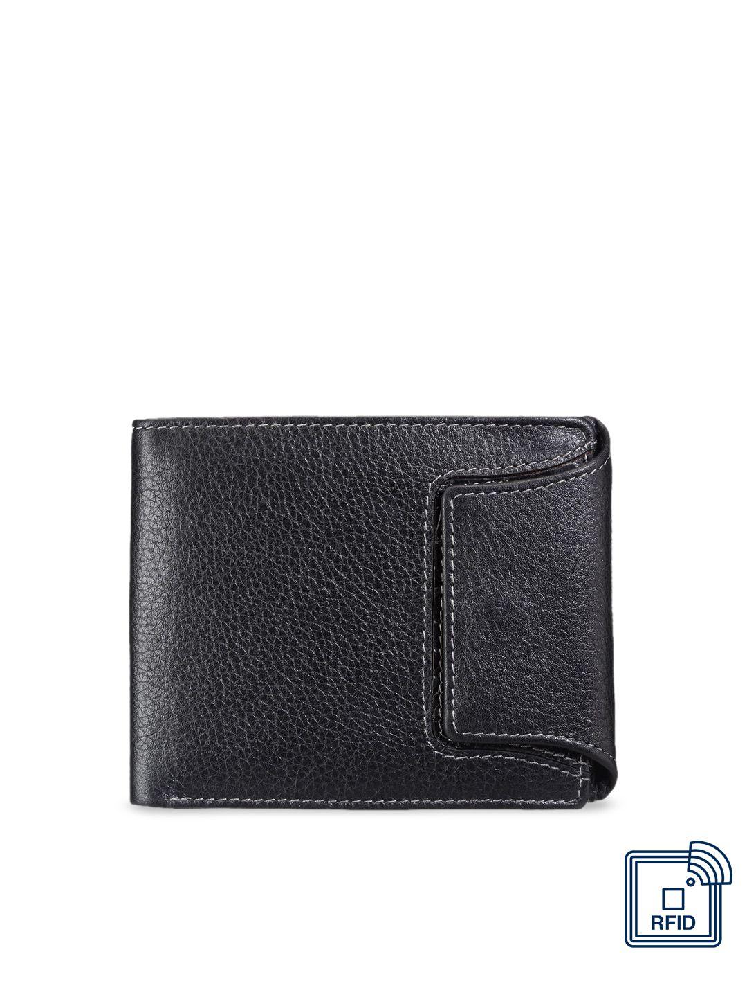 teakwood leathers men black textured two fold wallet