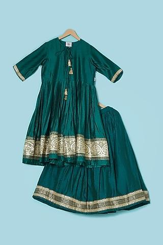 teal-embroidered-lehenga-set-for-girls
