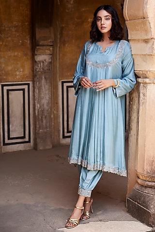 teal green silk floral thread embroidered pleated kurta set