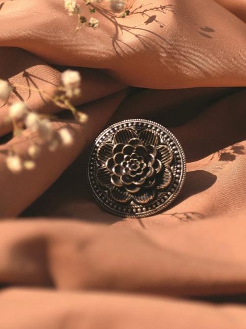 teejh ethnic smriti floral silver oxidized rings for women
