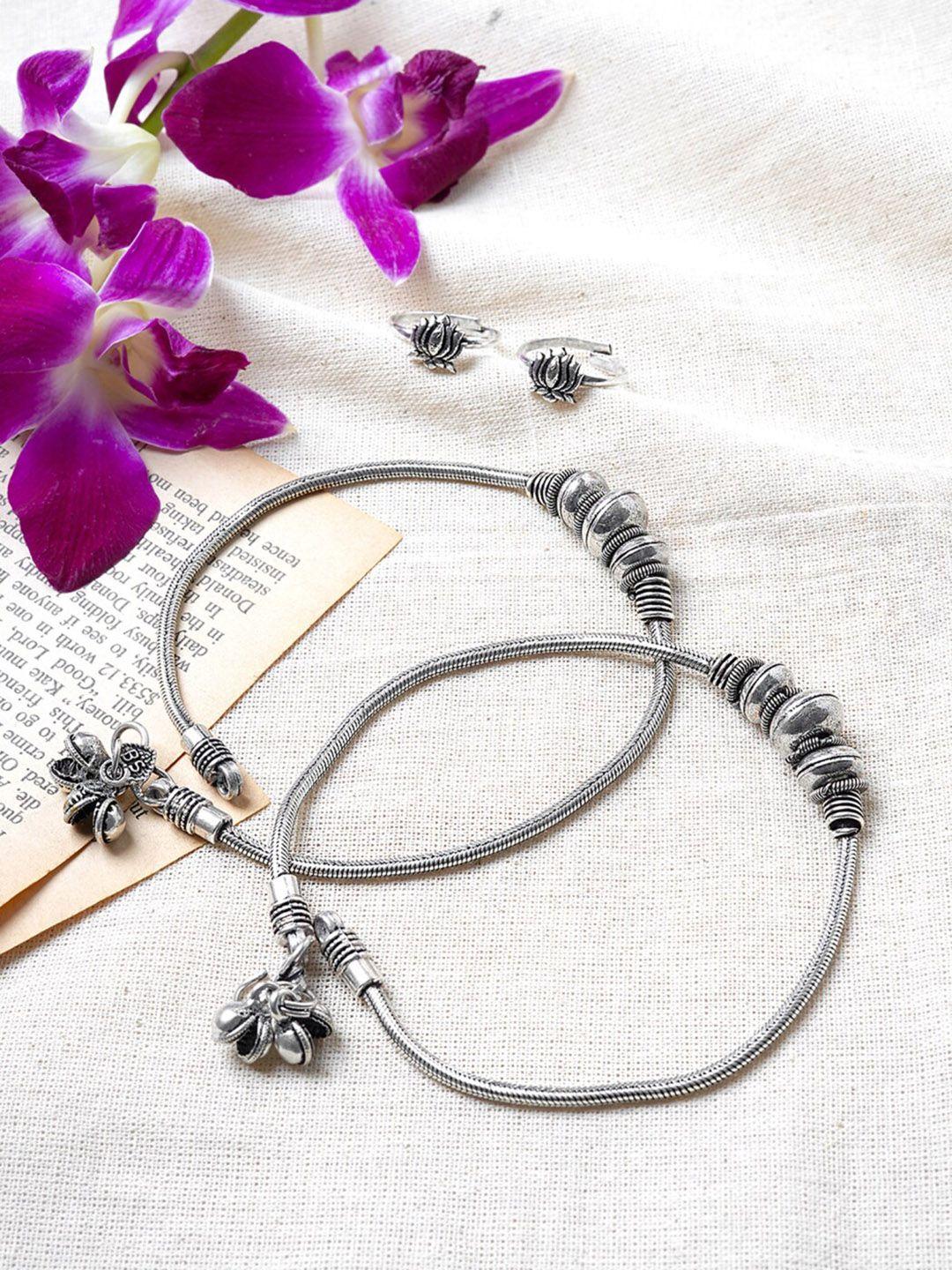 teejh silver-plated anklet with toe ring