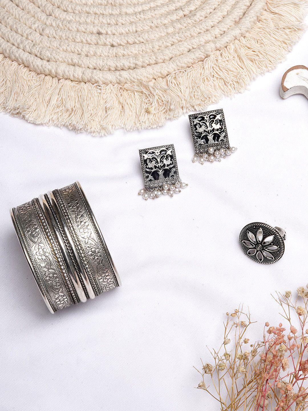 teejh silver-toned oxidised jewellery set