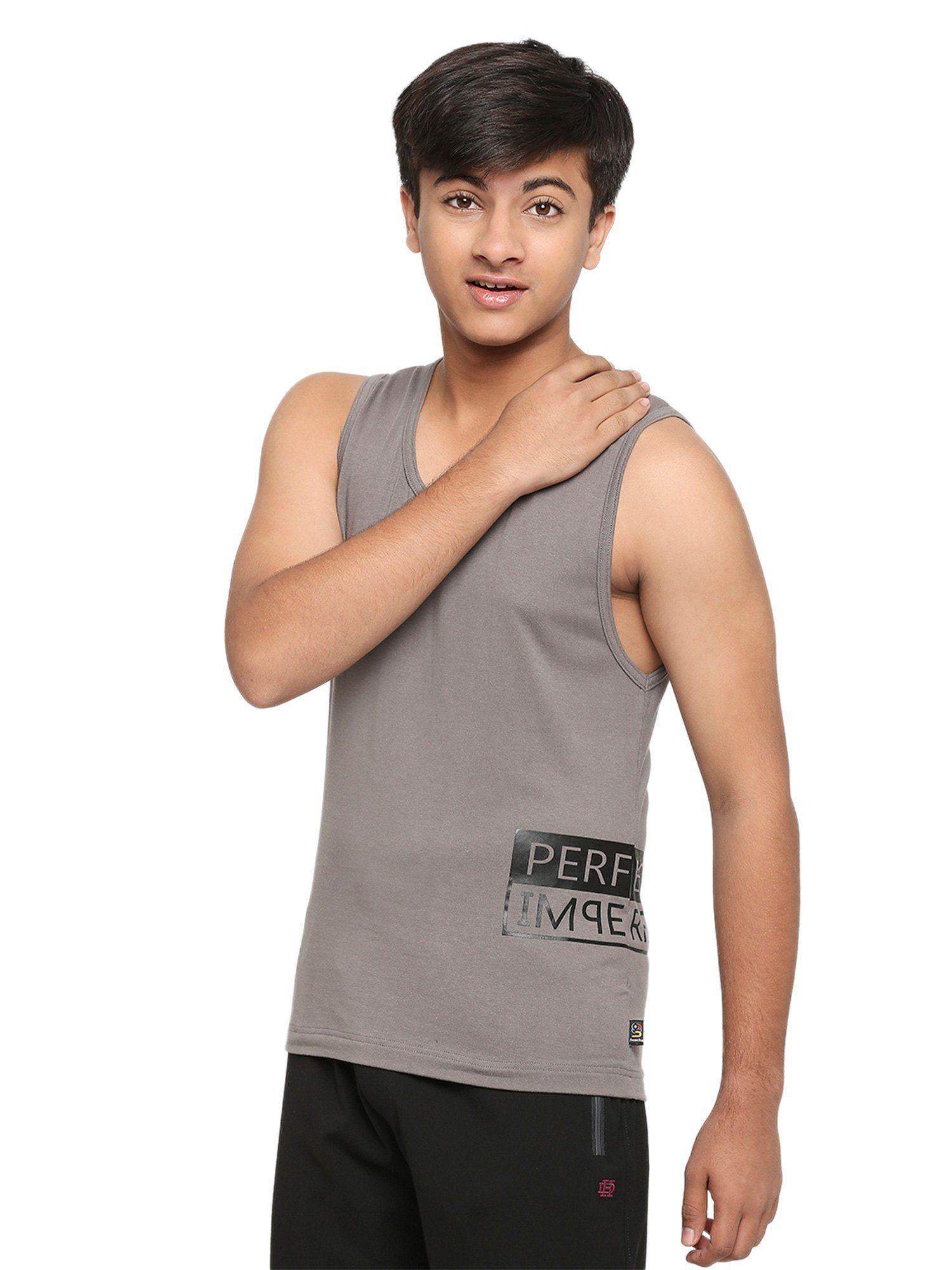 teens grey broad shoulder vest