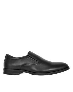 textured formal slip-on shoes
