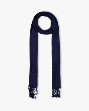 textured scarf with tassels