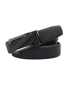 textured belt with push-pin buckle