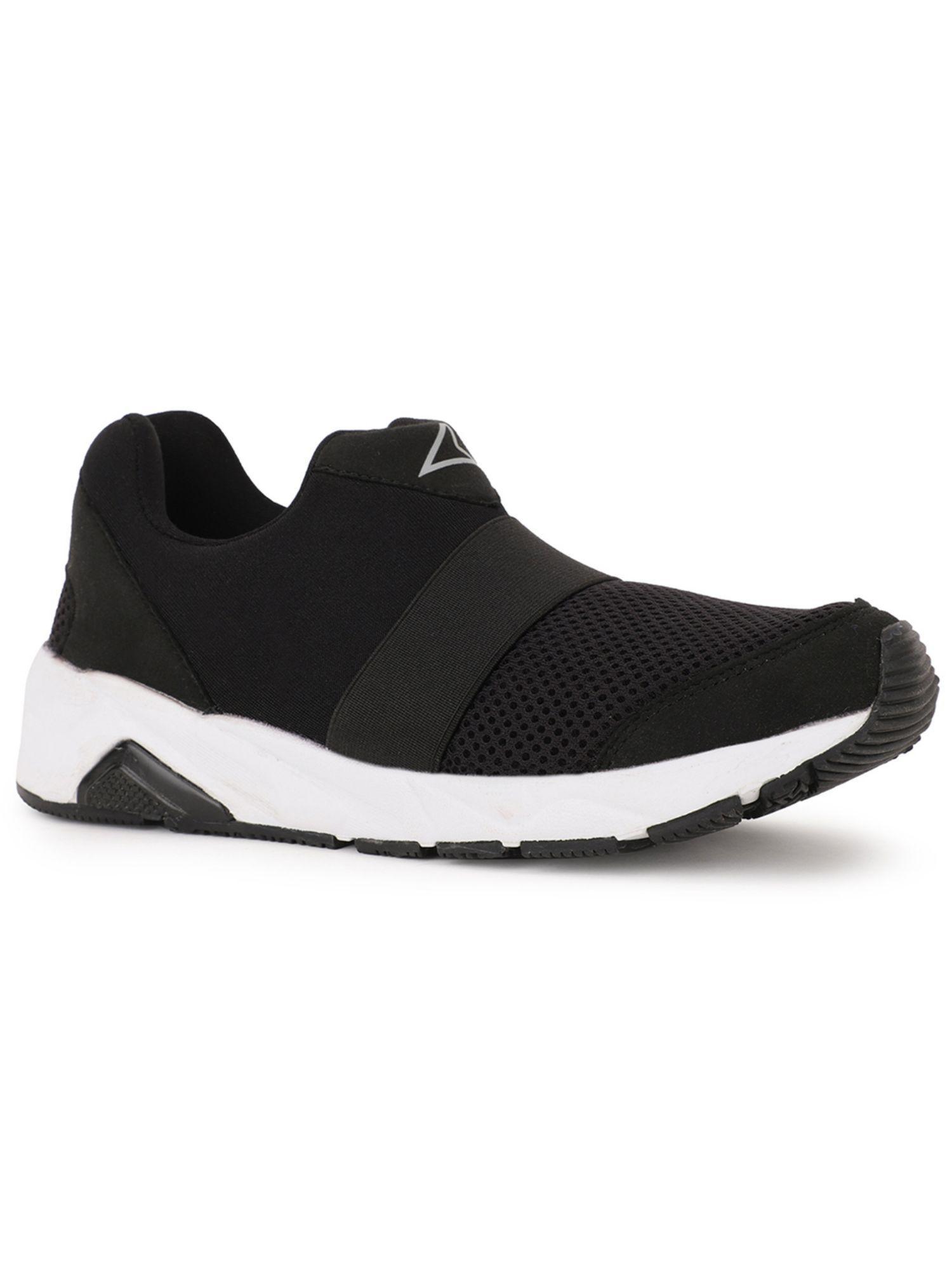 textured black mesh casual shoes