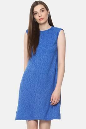 textured cotton round neck women's knee length dress - blue