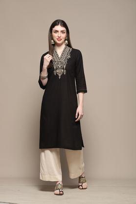 textured cotton v-neck women's party wear kurta - black