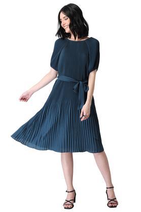 textured crepe round neck women's midi dress - blue