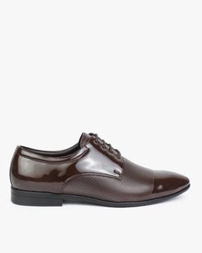 textured derby formal shoes