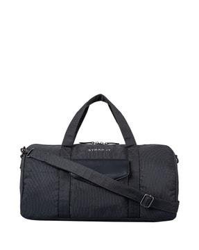 textured duffle bag with detachable strap