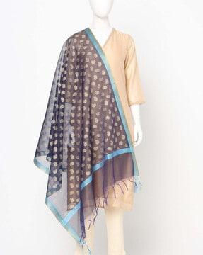 textured dupatta with border