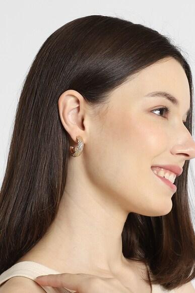 textured earrings