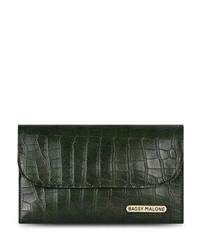 textured envolop clutch