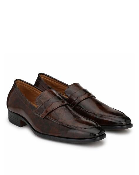 textured formal slip-on shoes