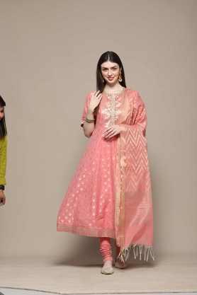 textured full length viscose woven women's kurta set - baby pink