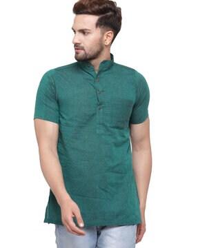 textured kurta with patch pocket