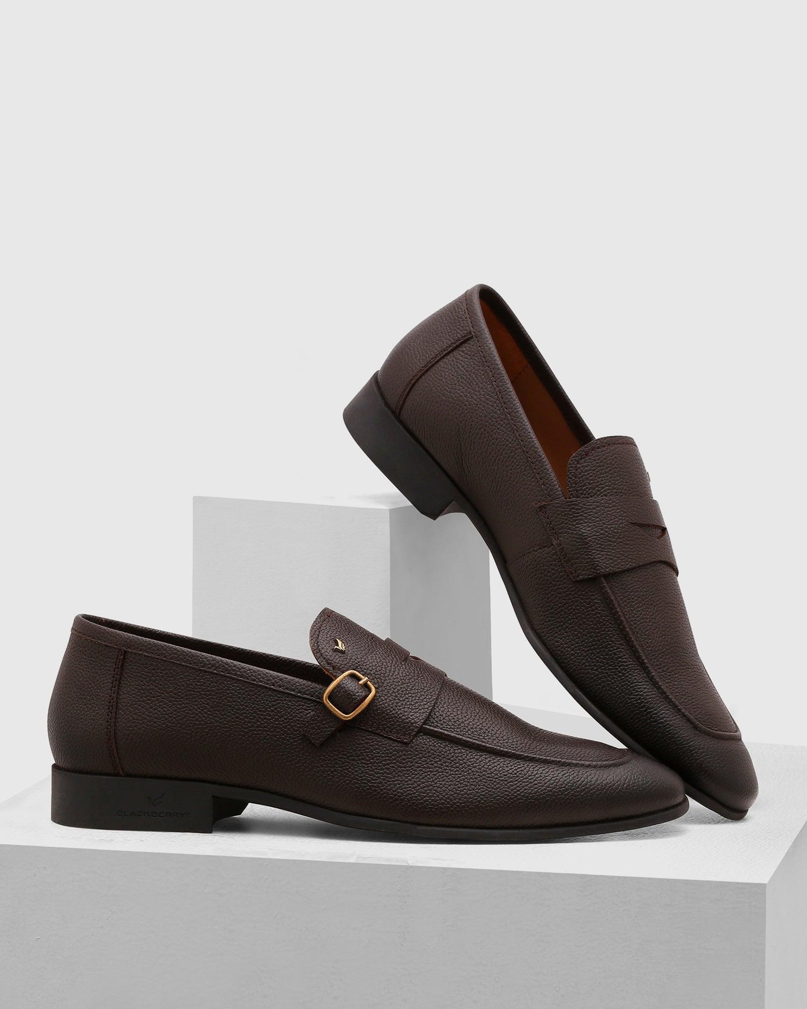 textured leather slip on shoes in brown (qatar)