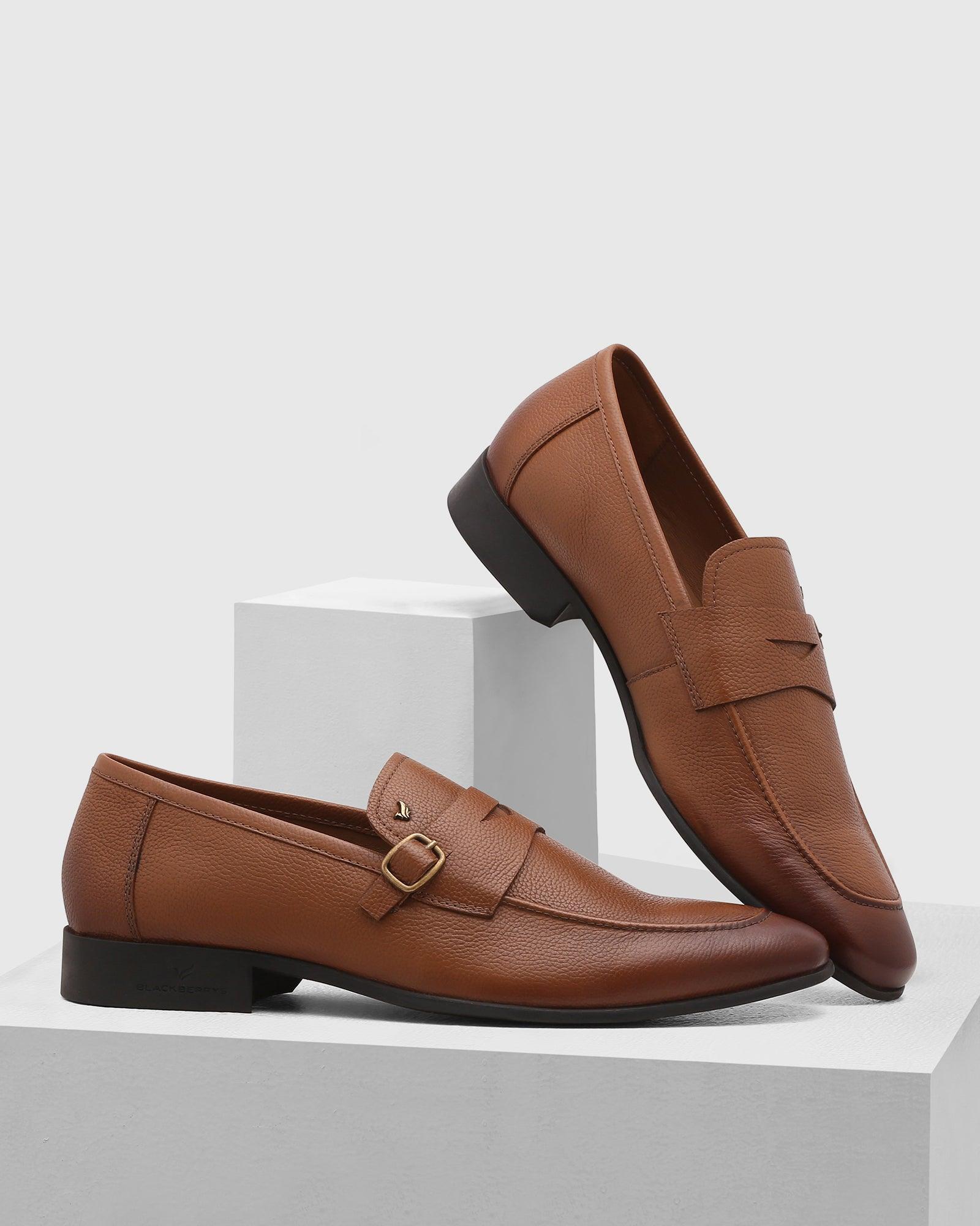 textured leather slip on shoes in tan (qatar)
