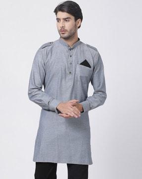 textured long kurta with welt pocket