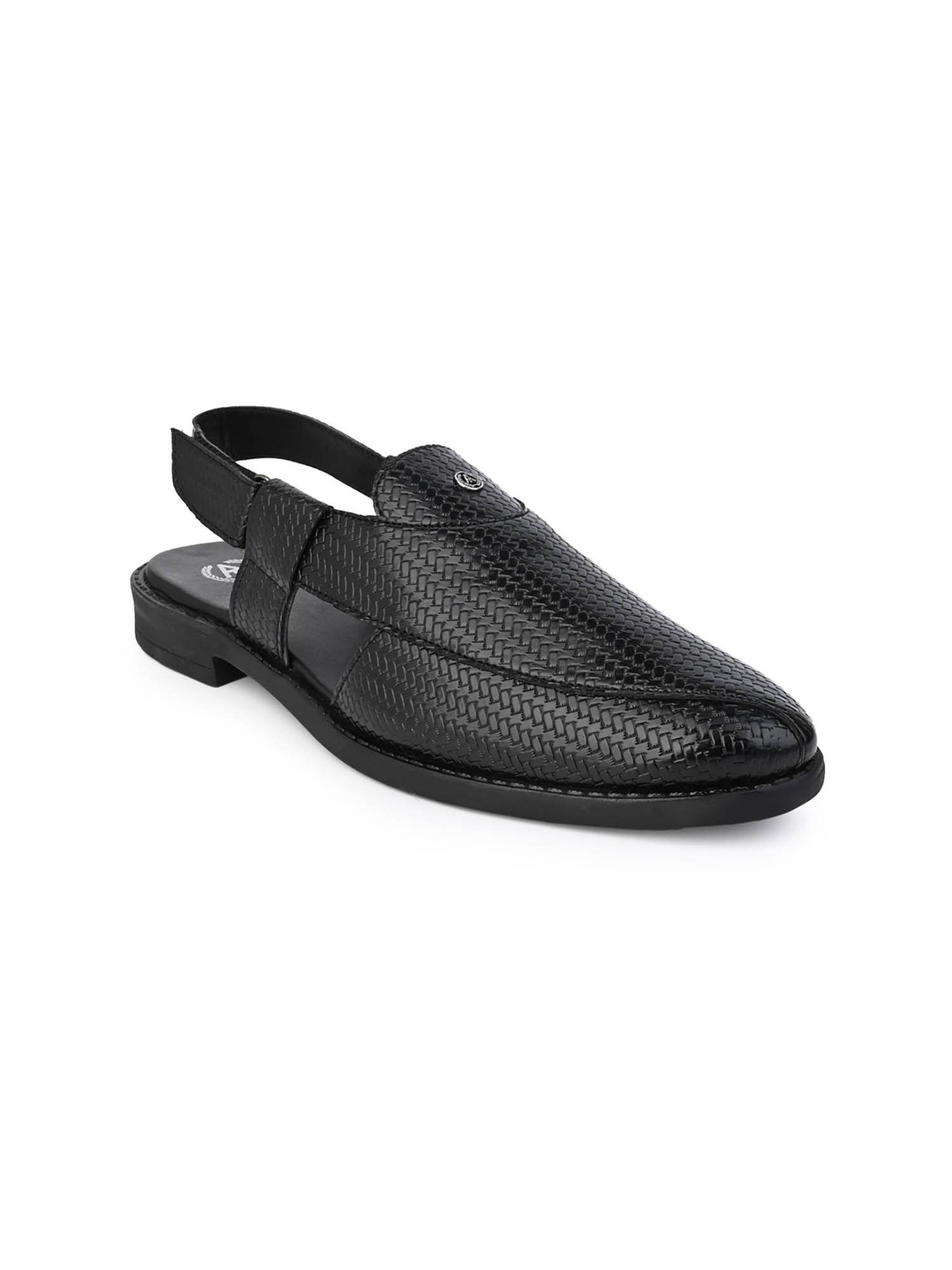 textured peshawari sandal with padded insole