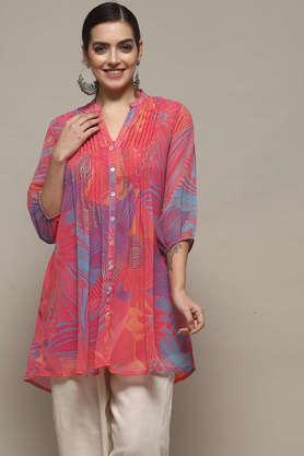 textured polyester round neck women's party wear kurta - pink