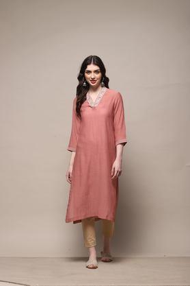 textured polyester v-neck women's party wear kurta - dusty rose