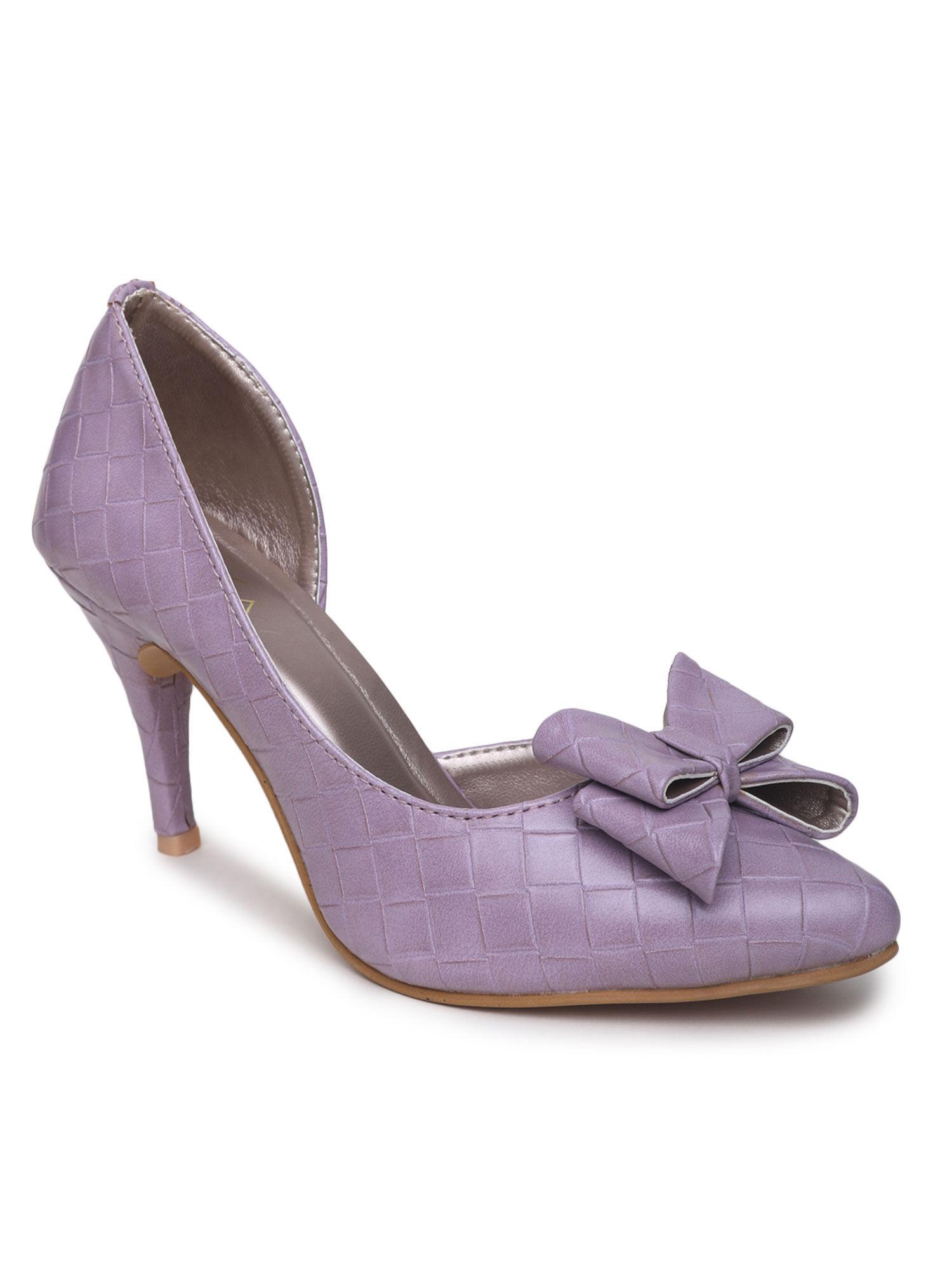 textured purple pumps