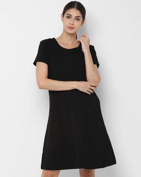 textured round-neck a-line dress