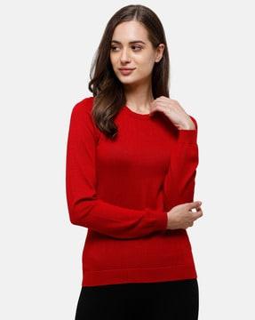 textured round-neck pullover