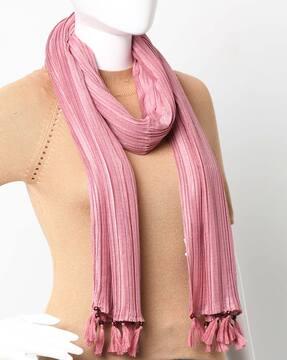textured scarf with tassels accent