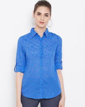 textured shirt with curved hemline