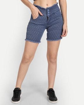 textured shorts with 5-pocket styling