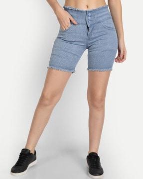 textured shorts with 5-pocket styling