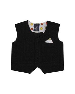 textured sleeveless waistcoat