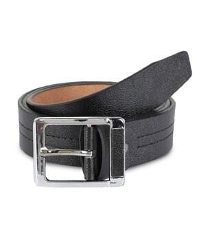 textured slim belt with buckle closure