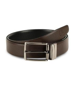 textured slim belt with buckle closure