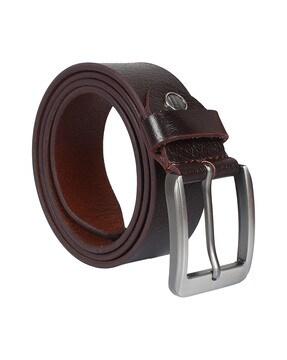 textured slim belt with buckle closure