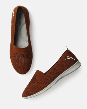 textured slip-on casual shoes