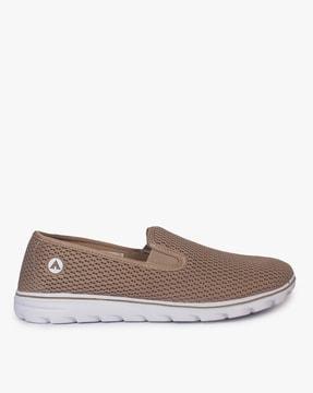 textured slip-on casual shoes