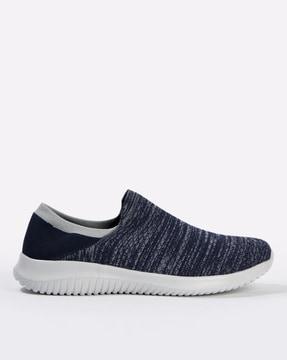 textured slip-on casual shoes