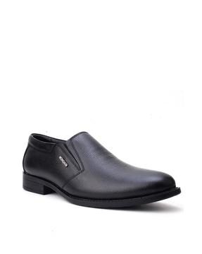 textured slip-on formal shoes