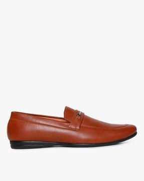 textured slip-on formal shoes