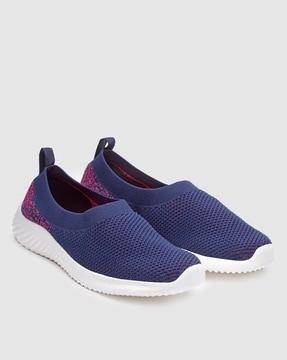 textured slip-on sports shoes